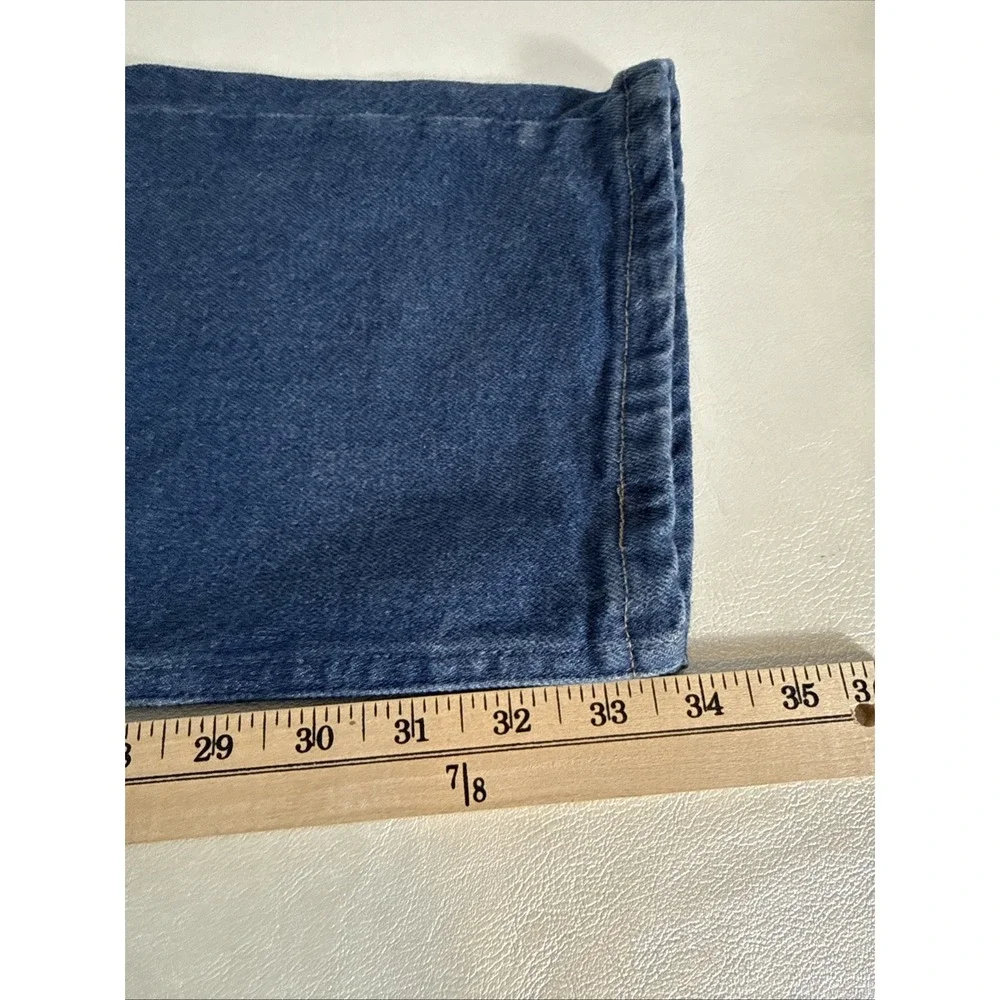 Wrangler ~ Relaxed Fit ~ Men's Size 38x34 Blue Low Stretch Denim Jeans ~ NWT